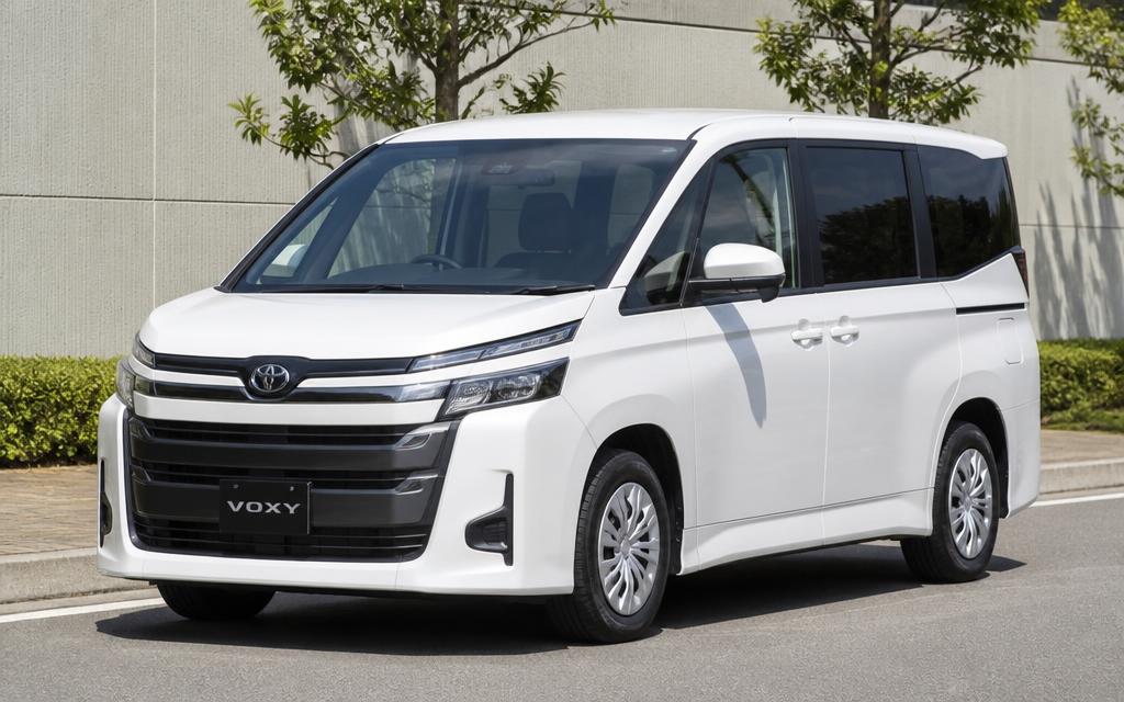 Toyota Voxy available for rent in Larnaca